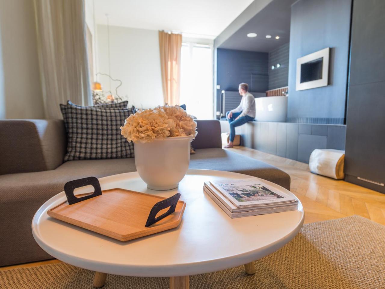 Mihotel Bellecour 5*